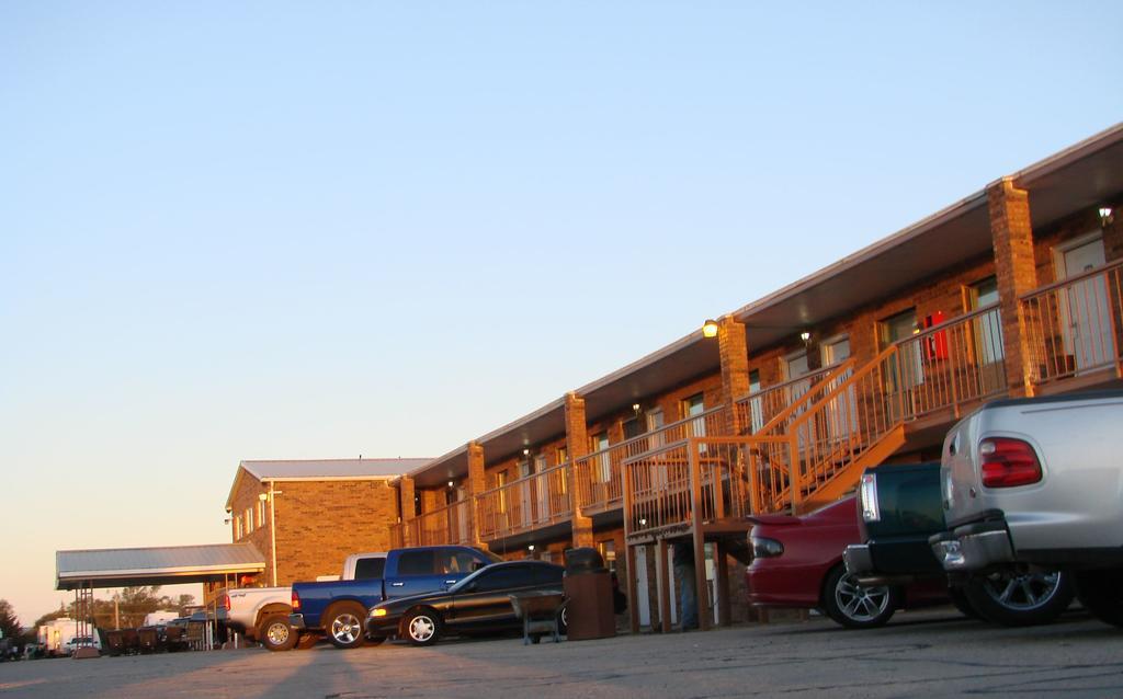 Oakley Kansas Country Inn מראה חיצוני תמונה