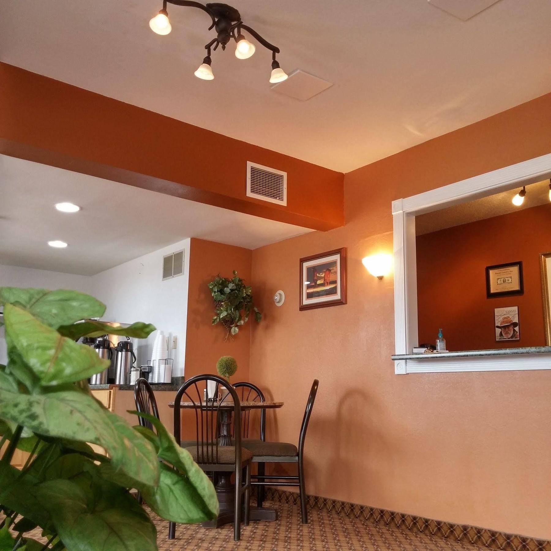 Oakley Kansas Country Inn מראה חיצוני תמונה